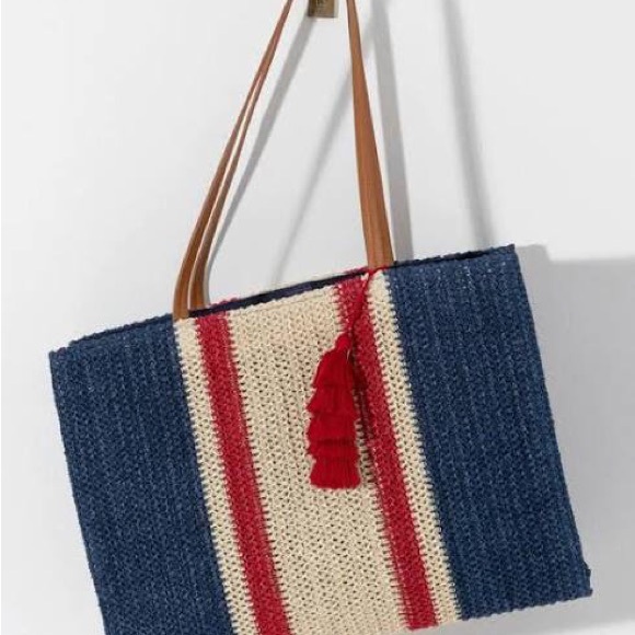 TOTE - Picture 3 of 4